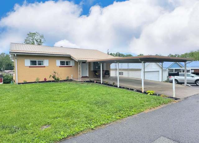 Property at 1601 Green Gables Rd, Fairmont, WV 26554, 4 beds, 2 baths
