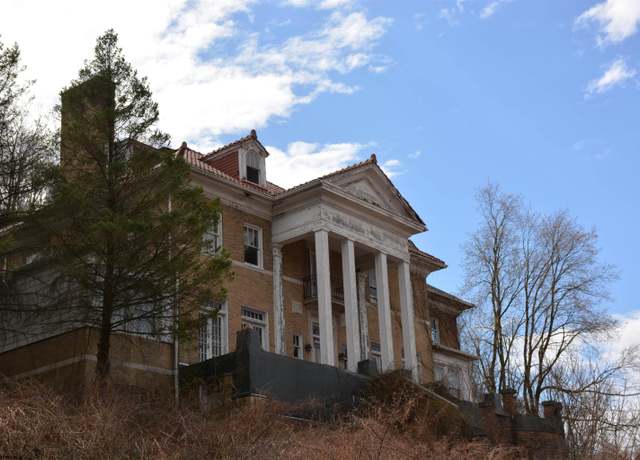 Property at 99 High St, Shinnston, WV 26431, 10 beds, 3 baths