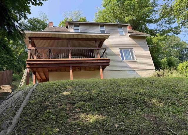 Property at 20 Hillside, Fairmont, WV 26554, 3 beds, 2 baths
