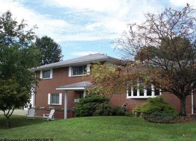 Property at 220 Meadow Vw, Bridgeport, WV 26330, 4 beds, 3 baths