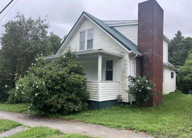 Property at 119 Heavner Ave, Elkins, WV 26241, 4 beds, 1.5 baths