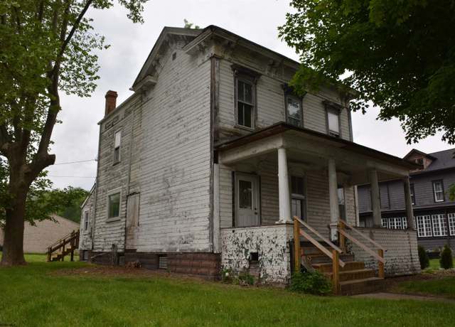 Property at 1501 Main St, Wellsburg, WV 26070, 3 beds, 2 baths