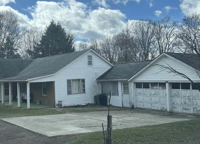 Property at 64 Sugar Maple Hl, Morgantown, WV 26508, 3 beds, 1 bath