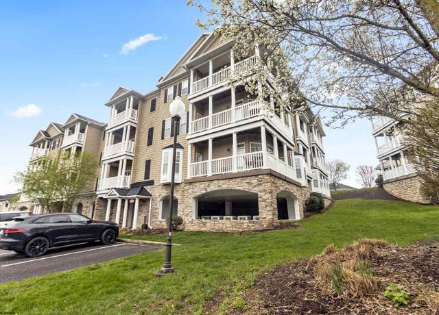 Property at 2518 Suncrest, Morgantown, WV 26505, 2 beds, 2 baths