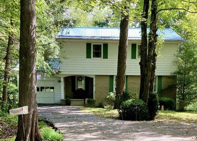 Property at 66 Willis St, Philippi, WV 26416, 4 beds, 2 baths