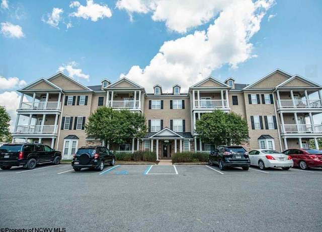 Property at 1318 Suncrest Cir, Morgantown, WV 26505, 2 beds, 2 baths