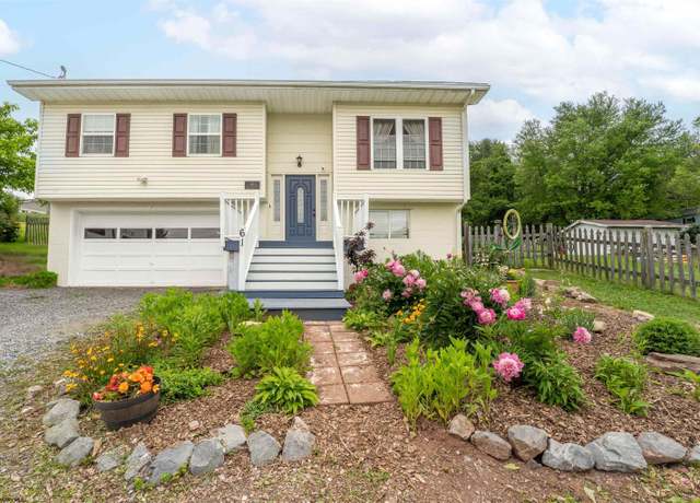 Property at 61 Price Hl, Morgantown, WV 26501, 3 beds, 2 baths