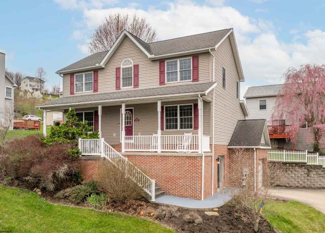 Property at 1233 Chase St, Morgantown, WV 26508, 4 beds, 4 baths