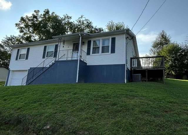 Property at 38 Upper Dr, Buckhannon, WV 26201, 3 beds, 2 baths