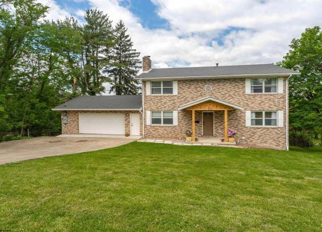 Property at 433 Devon, Morgantown, WV 26505, 5 beds, 2.5 baths