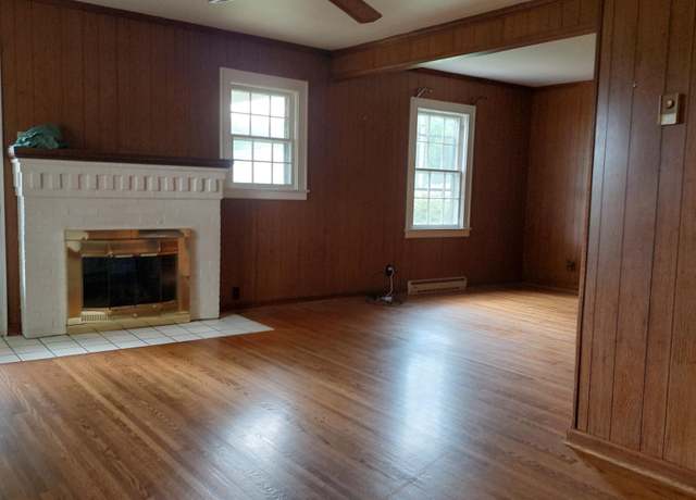 Property at 110 15th St, Elkins, WV 26241, 3 beds, 3 baths