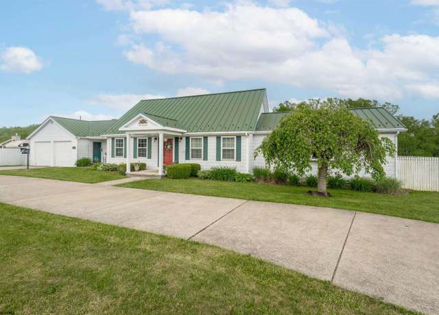 Property at 793 Bakers Rdg, Morgantown, WV 26508, 4 beds, 3 baths