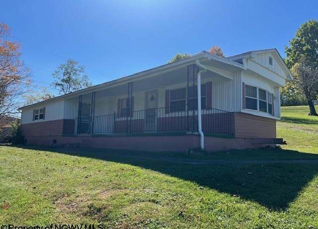 Property at 651 Elliots Rdg, Elkins, WV 26241, 3 beds, 1 bath