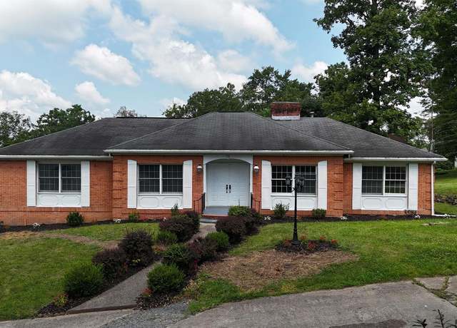 Property at 33 Elephant Walk, Fairmont, WV 26554, 5 beds, 4 baths