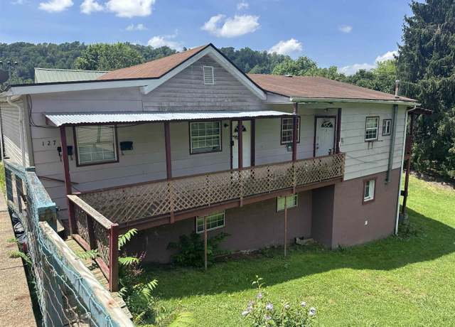 Property at 127 Mcgary Ave, Weston, WV 26452, 7 beds, 3 baths