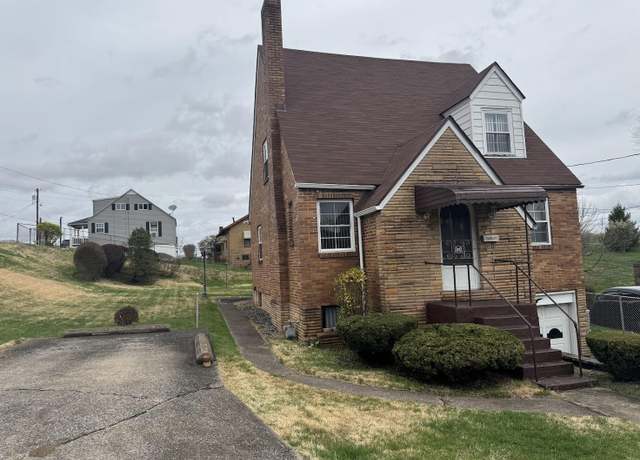 Property at 550 Carter St, Fairmont, WV 26554, 3 beds, 1.5 baths