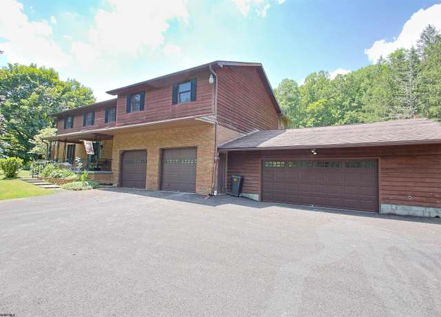 Property at 297 White Oak Rd, Montrose, WV 26283, 4 beds, 3 baths