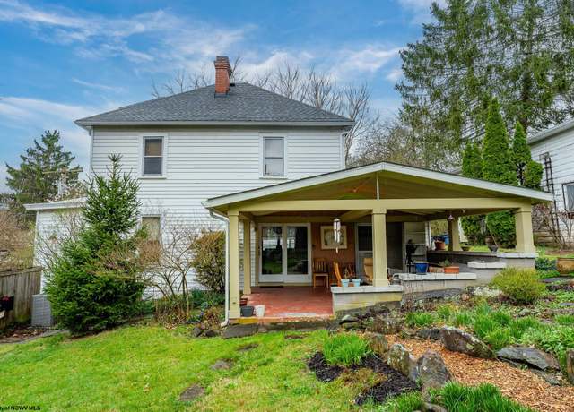 Property at 813 Ridgeway Ave, Morgantown, WV 26505, 3 beds, 2 baths