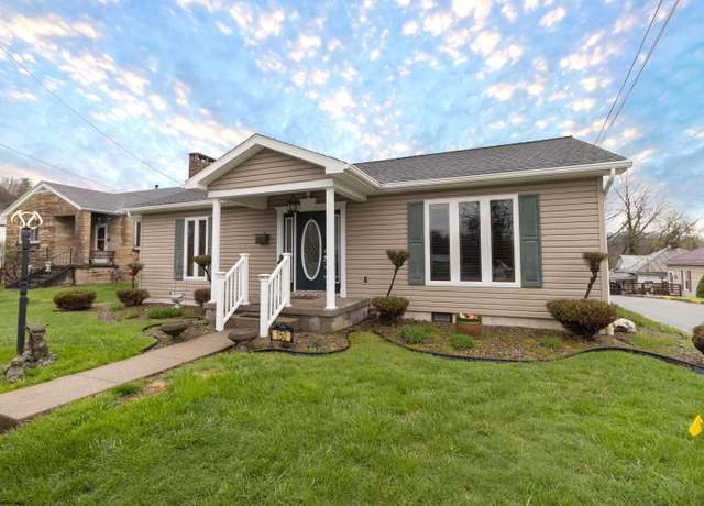 Property at 150 Harvey St, Clarksburg, WV 26301, 2 beds, 2.5 baths
