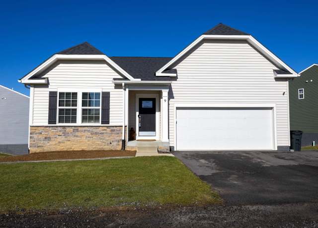 Property at 9 Iron Rdg, Fairmont, WV 26554, 3 beds, 3 baths