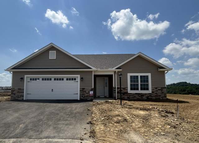 Property at 27 Hawk Sta, Fairmont, WV 26554, 3 beds, 2 baths