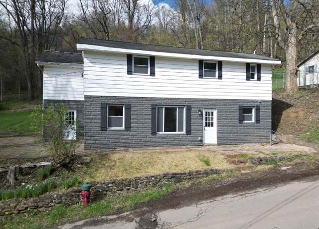 Property at 145 Winding Way, Clarksburg, WV 26301, 4 beds, 2 baths