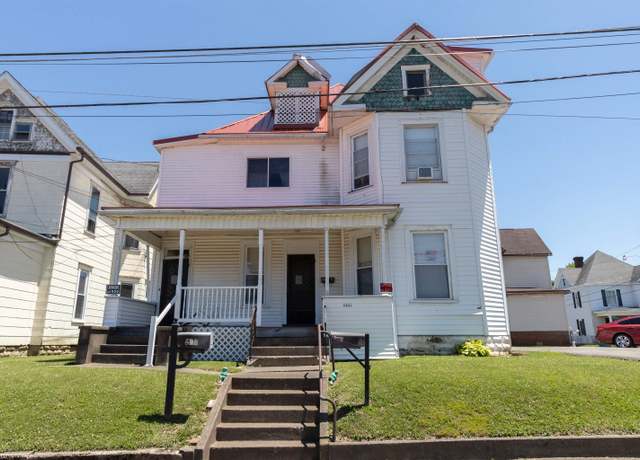 Property at 243 1/2 S Maple, Clarksburg, WV 26301, 4 beds, 2 baths