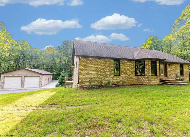 Property at 395 Hazelwood Dr, Bruceton Mills, WV 26525, 3 beds, 3 baths