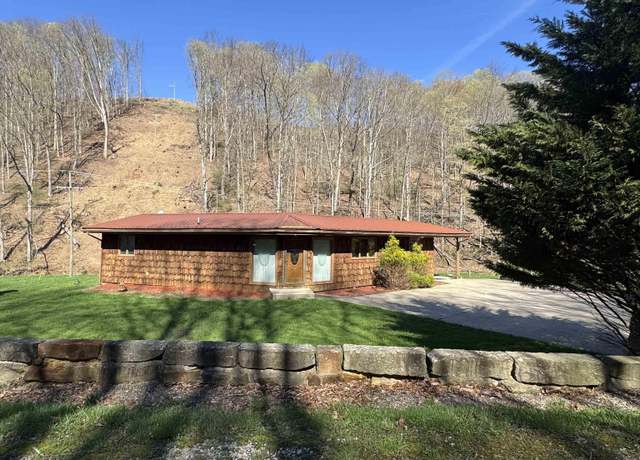 Property at 856 Arnolds Crk, West Union, WV 26456, 3 beds, 1 bath