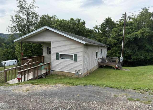 Property at 396 Riverview St, Monongah, WV 26554, 3 beds, 1 bath