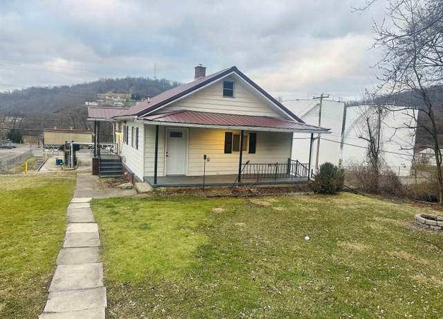 Property at 440 Boyers Ave, Morgantown, WV 26505, 3 beds, 2 baths