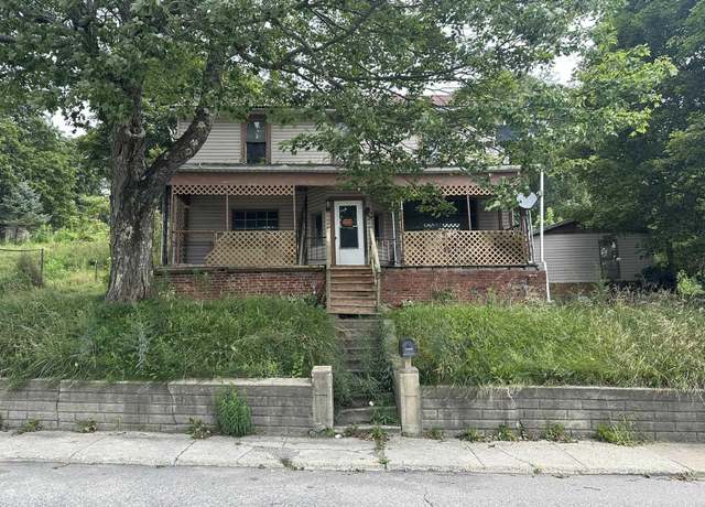 Property at 203 E State Ave, Terra Alta, WV 26764, 3 beds, 2 baths