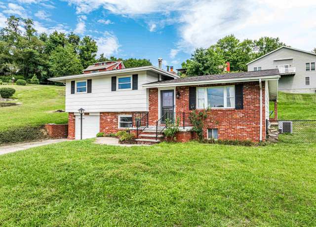 Property at 1224 Carlisle, Morgantown, WV 26505, 3 beds, 2 baths