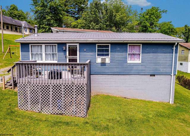 Property at 62 W Fifth St, Westover, WV 26501, 3 beds, 1 bath