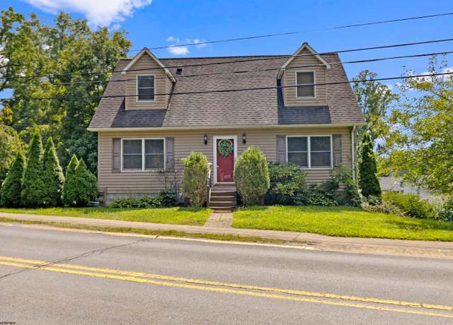 Property at 207 Willowdale, Morgantown, WV 26505, 3 beds, 2.5 baths
