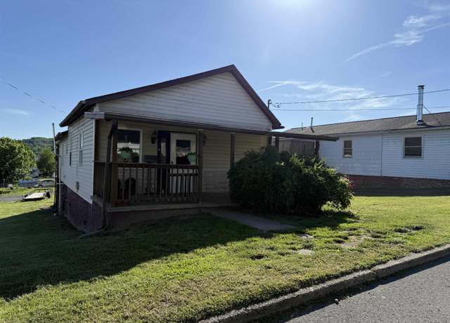 Property at 1705 Pride Ave, Clarksburg, WV 26301, 2 beds, 1 bath