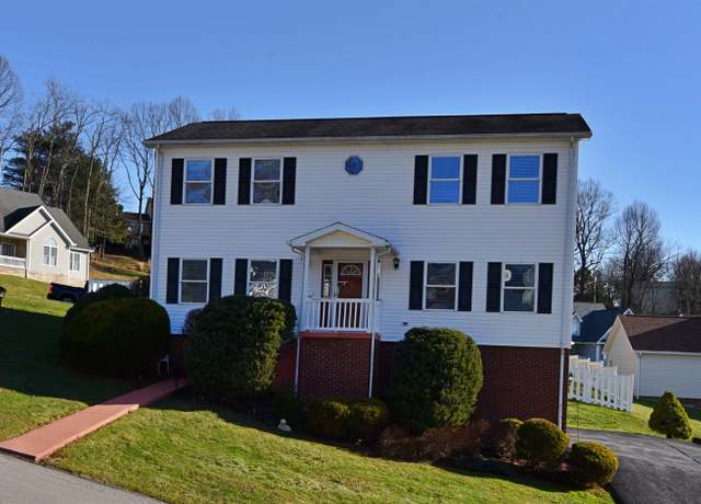 Property at 252 Sherwood Rd, Bridgeport, WV 26330, 3 beds, 2.5 baths