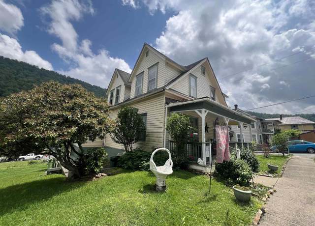 Property at 115 Walnut St, Rowlesburg, WV 26425, 3 beds, 2 baths