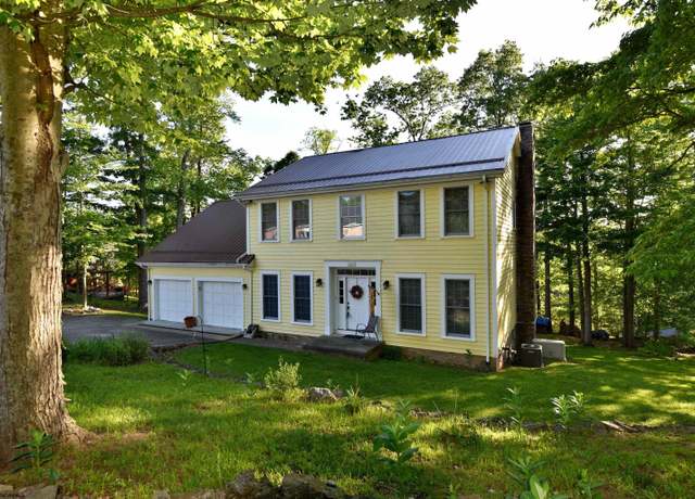 Property at 3008 Dogwood Rd, Bridgeport, WV 26330, 4 beds, 3.5 baths