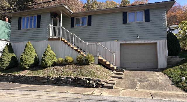 Photo of 16 Oak Ct, Hundred, WV 26575