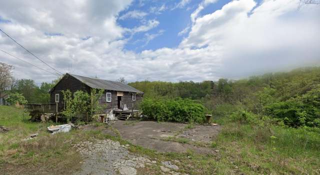 Photo of 294 Trolley St, Fairmont, WV 26554