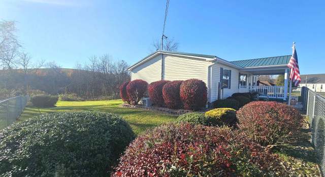 Photo of 969 Montana Rd, Fairmont, WV 26554