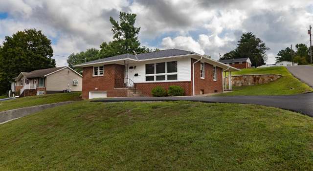 Photo of 502 Stout St, Bridgeport, WV 26330