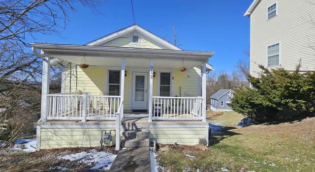 Photo of 913 Snider St, Morgantown, WV 26505