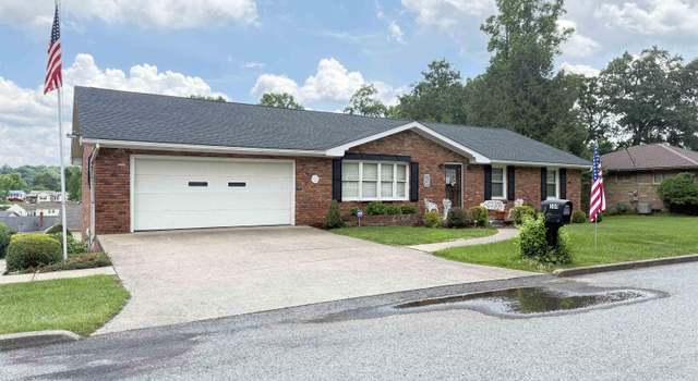 Photo of 104 Mazewood Dr, Fairmont, WV 26554