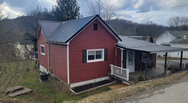 Photo of 102 Bridgewater Dr, Enterprise, WV 26568