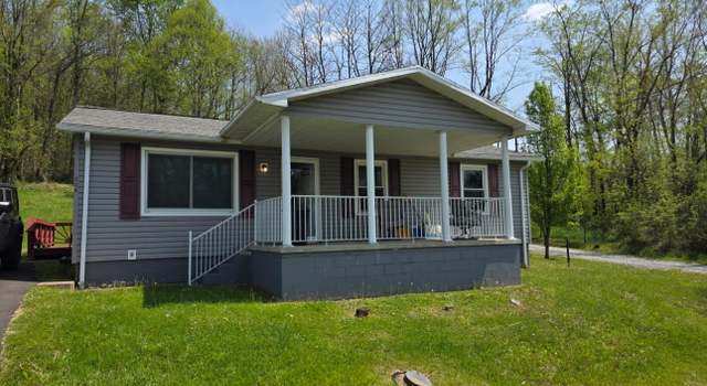 Photo of 226 Woodlawn Dr, Shinnston, WV 26431