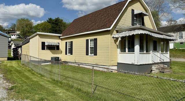 Photo of 346 Parkway Ave, Anmoore, WV 26323