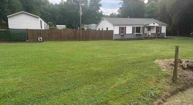 Photo of 453 Saltlick Rd, Mannington, WV 26582