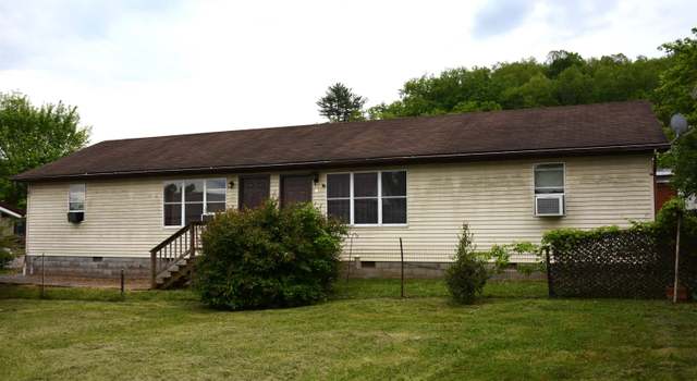 Photo of 409 Monroe Ave, Weston, WV 26452